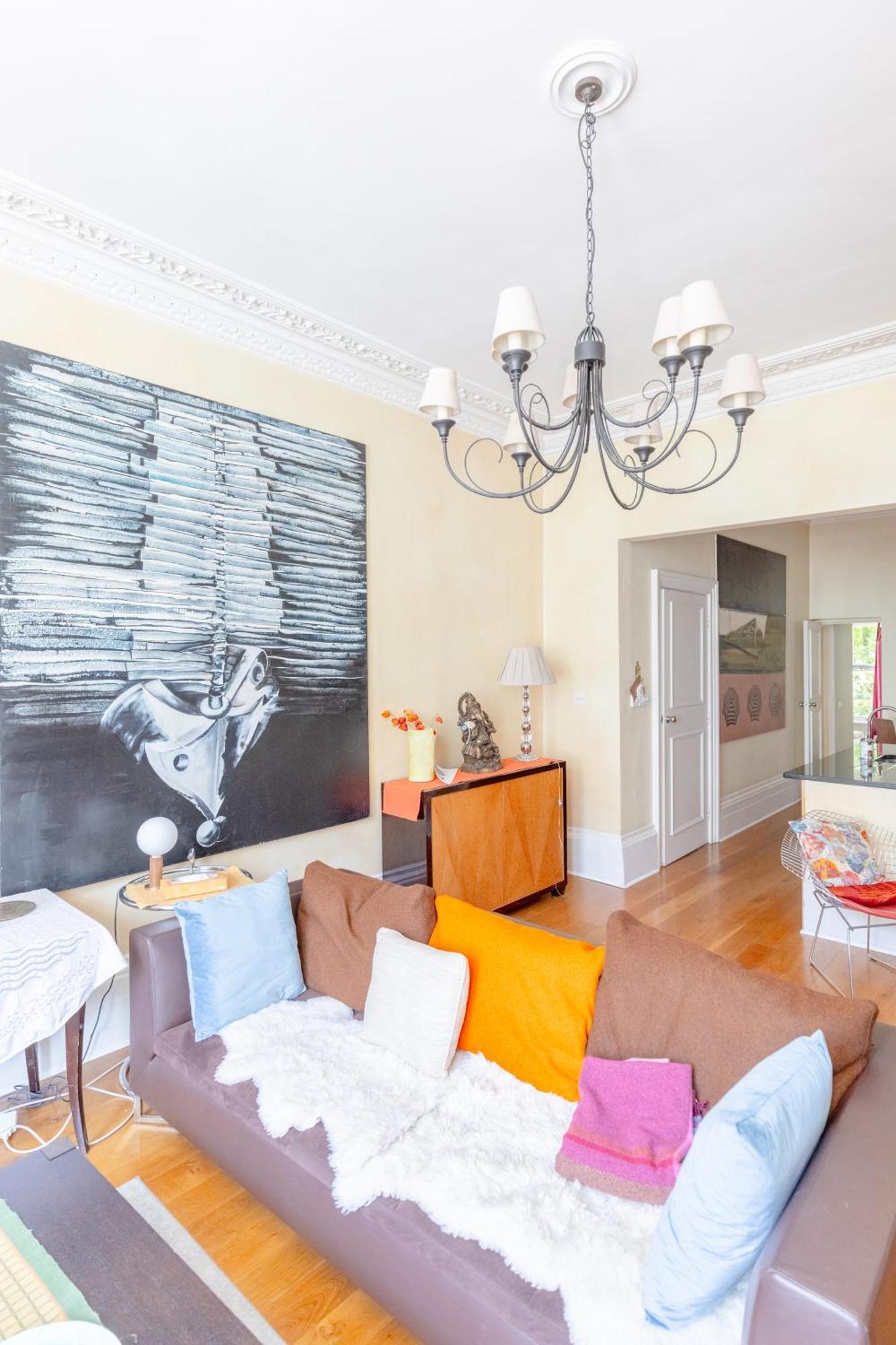 Inviting 1bd Hideaway Kensington Olympia! * London